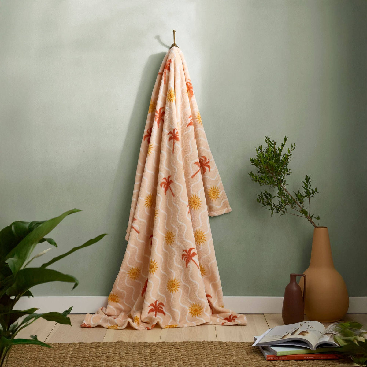Fusion Soleil Sun & Palm Print Fleece Throw | Coral & Camel