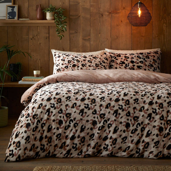 Cosy Leopard Duvet Cover Set | Natural | Fleece & Sherpa Bedding